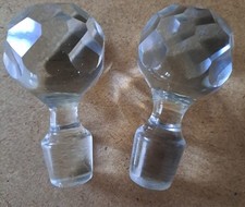 2 Bouchons de carafe à