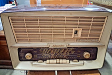 Ancien poste de radio télévision Schneider Fandango