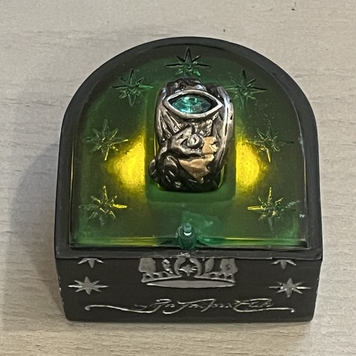 Applause lord the - the, rings