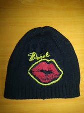 CHAPEAU FEMME DESIGUAL UNE