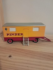 cirque pinder remorque administration avec échelle pas de boite