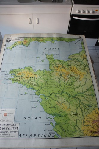 Ancienne carte scolaire vidal - carte,