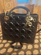 Dior sac à main lady Dior médium en cuir Vernis