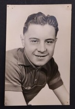 Carte postale COUREUR CYCLISTE