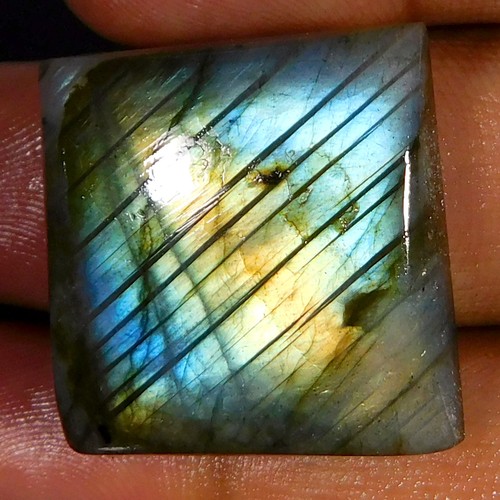 Cabochon coussin labradorite
