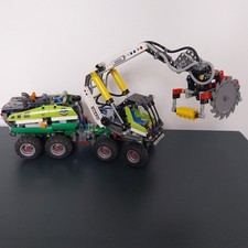 Lego technic 42080 Power Fonction Camion forestier