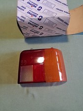 PEUGEOT 205 JUSQU'À 08/90              Cabochon de feu AR droit