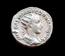 Antoninien De Gordien III, Virtus