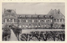 TORIGNI-SUR-VIRE façade du château