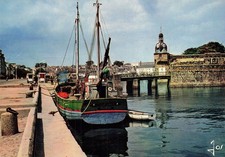 29 CONCARNEAU BATEAU DE PECHE