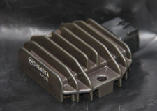 REGULATEUR DE TENSION