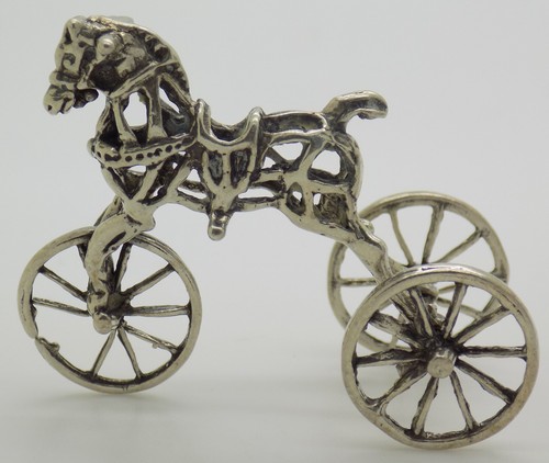 Figurine cheval bascule - figurine,