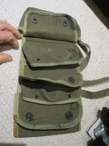 Ancien sac militaire poches - 3,
