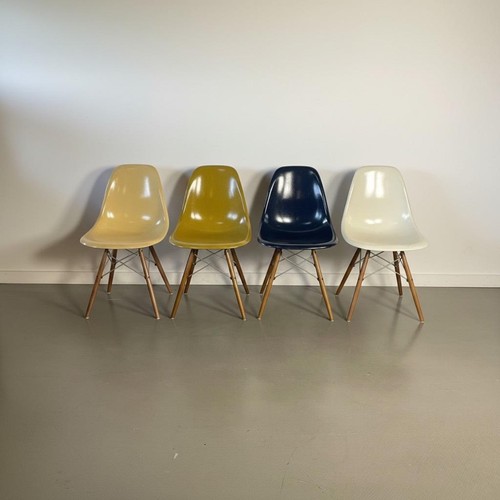 Chaises vintage eames herman - chaises,