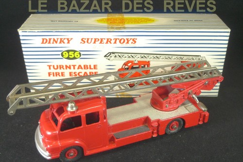 Dinky toys fire escape - gb.,