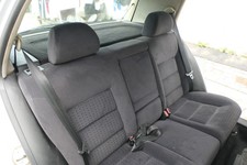 Golf 4 limousine siège banque