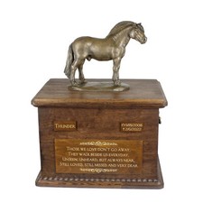Cheval Fjord urne en bois avec