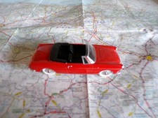 Peugeot 404 cabriolet rouge - cabriolet,