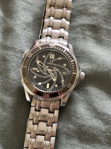 Omega seamaster 007 james bond - omega,