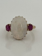 6952- Bague Or Jaune Opale Cabochon Rubis