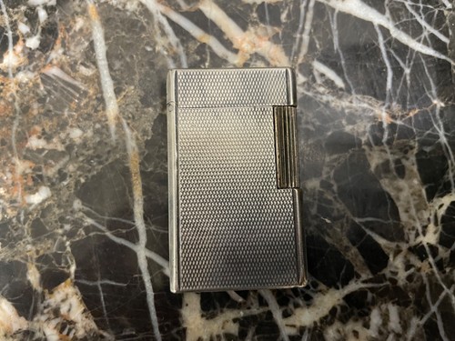 Ancien briquet dupont plaqué - ,