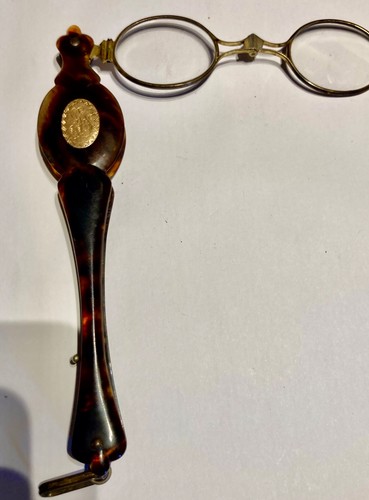 Anciennes lunettes lorgnons