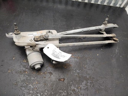 Moteur essuie glace avant