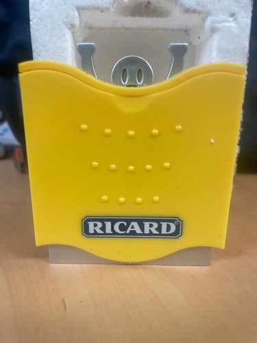 Distributeur cure dent ricard - dent,