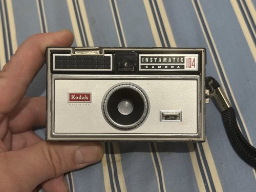 Kodak instamatic 100