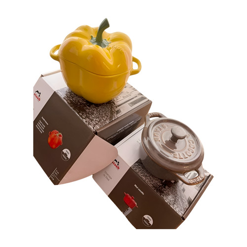 Tax paid staub paprika - [us,