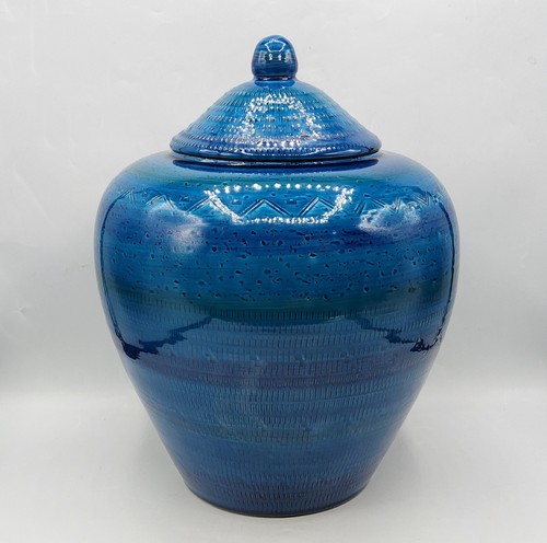 Grand pot couvert - , céramique