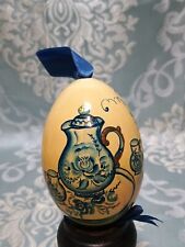 bel oeuf à supendre en bois