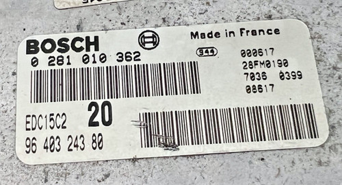 Calculateur moteur peugeot - calculateur,