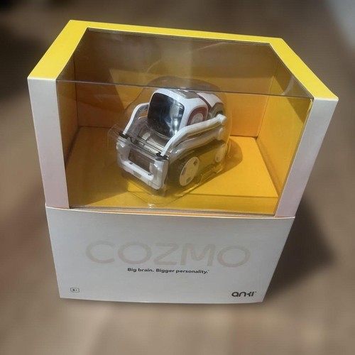 Cozmo robot anki - robot,