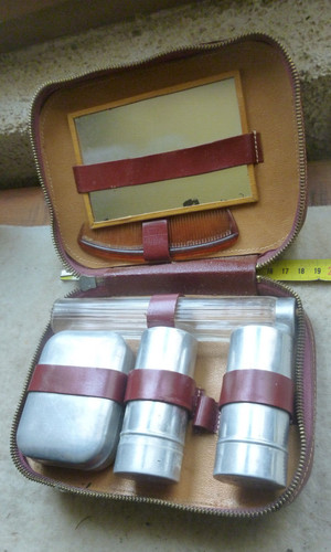Trousse toilette ancienne - de,