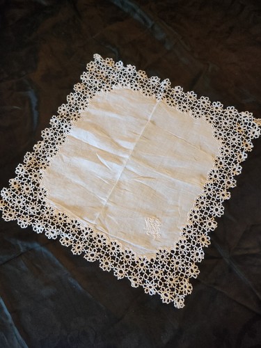 Mouchoir ancien broderie - mouchoir, main