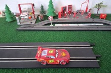 Voiture CARS FLASH MAC QUEEN lumineuse circuit de voitures électrique CARRERA GO