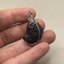 Beau pendentif tchèque en