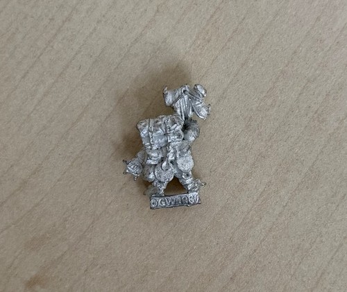 1987 c11 halfling pedlar - c11,