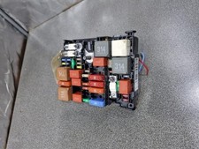 Porte fusible PEUGEOT 508 2 SW BREAK 9804848580