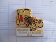 pin's  ancienne  voiture RENAULT  TAXI DE LA MARNE  1914