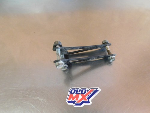 Pattes fixation moteur - pattes,