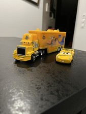 Camion Cars Avec Voiture