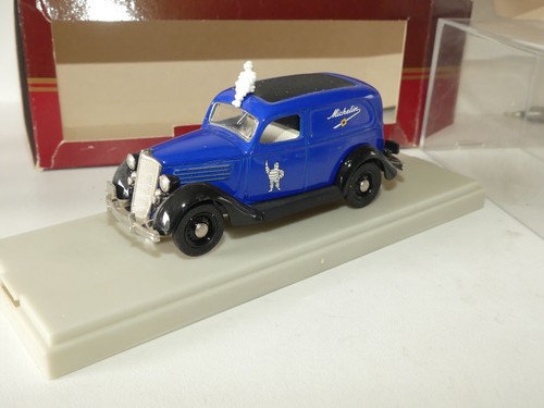 Ford fourgonnette bleu 1935 - bleu,