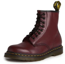 Doc martens  montante pointure 48 rouge neuve