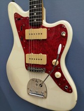 [Fender Japan] Guitare