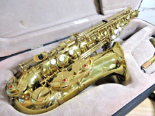 Saxophone alto Yanagisawa A-900 laqué or avec étui rigide instrument de musique