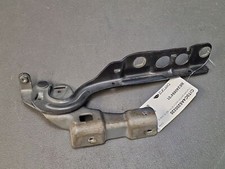 Charnière gauche capot moteur