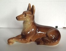 Chien Berger Belge Faïence de Saint Clément belle nuance de marron émaillé