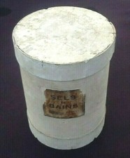 Années1920 Boite à couvercle en bois  Maison Volnay Paris Sels de Bains...